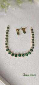 Gorgeous Victorian Bottle Green AD Stone