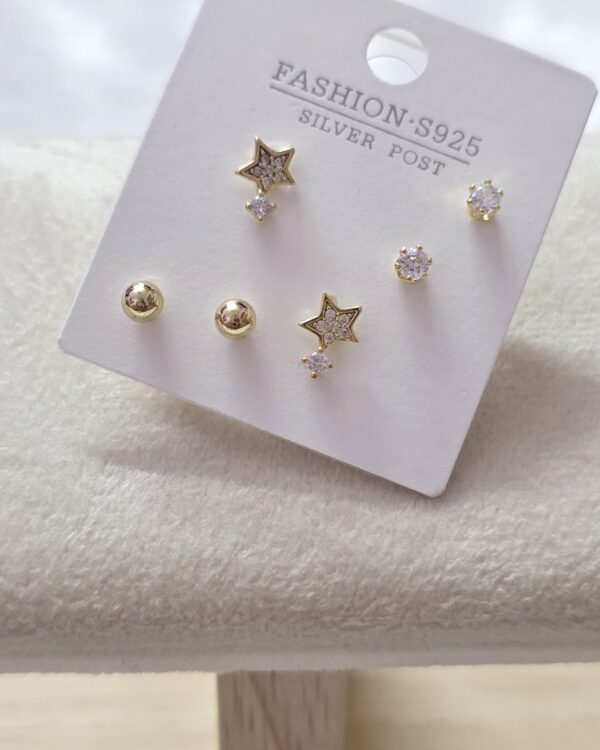 3 in 1 earrings💫